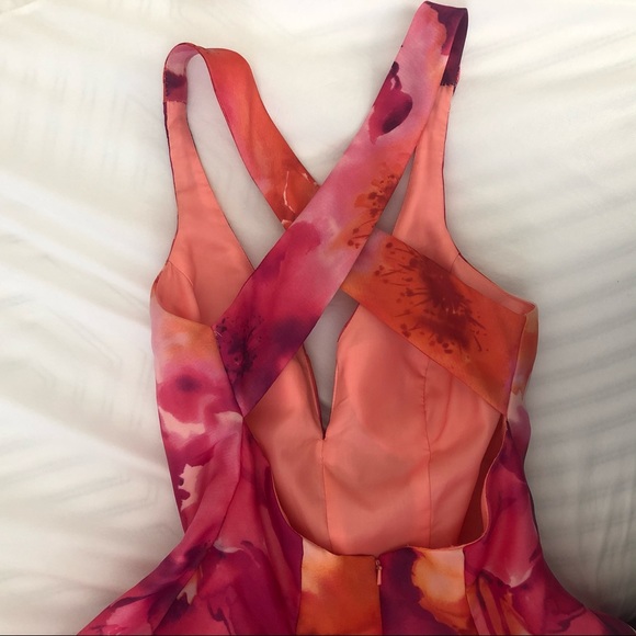 Jump Apparel Floral Dress w/ Criss Cross Back - Picture 5 of 6